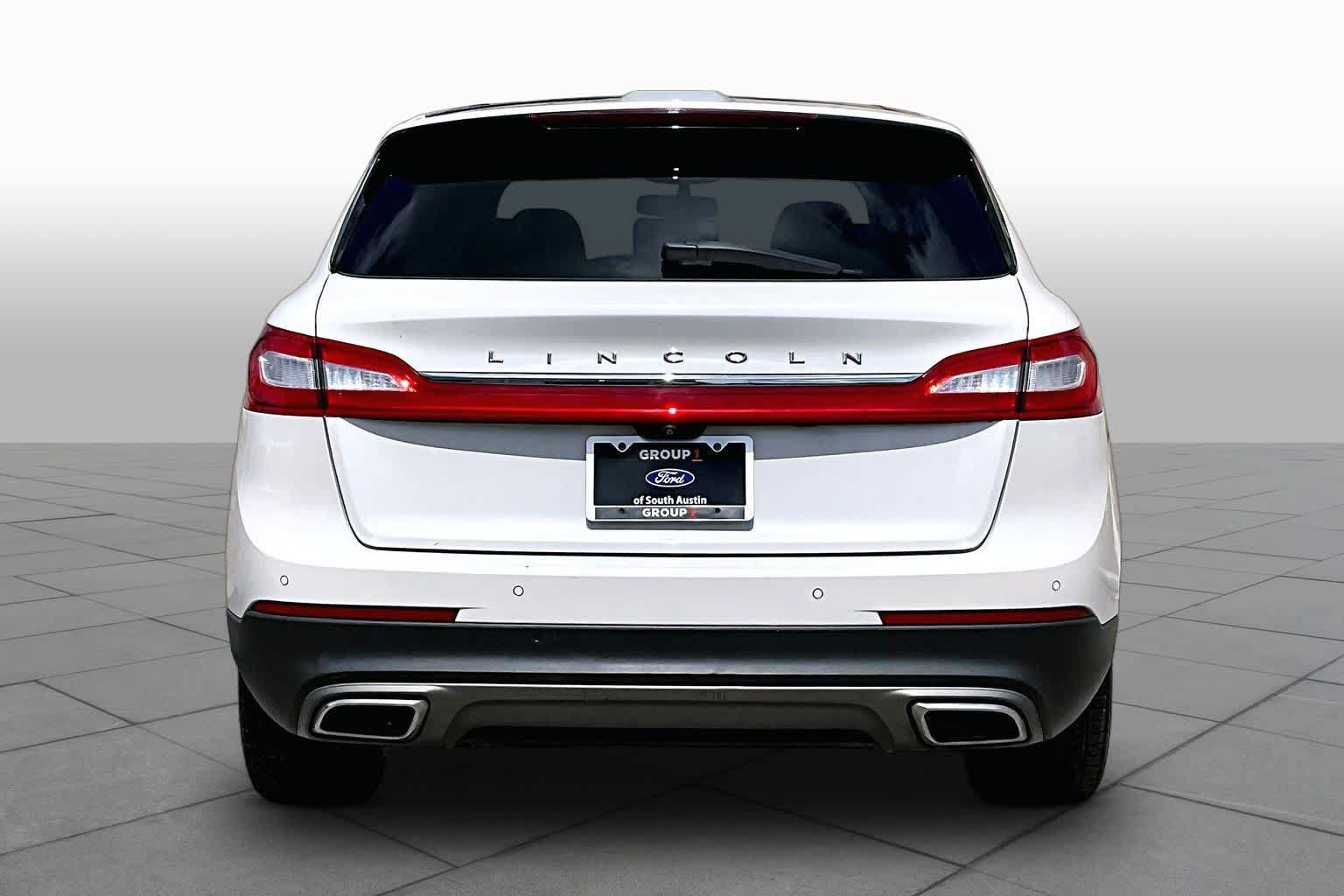 Used 2016 Lincoln MKX Reserve FWD image 5