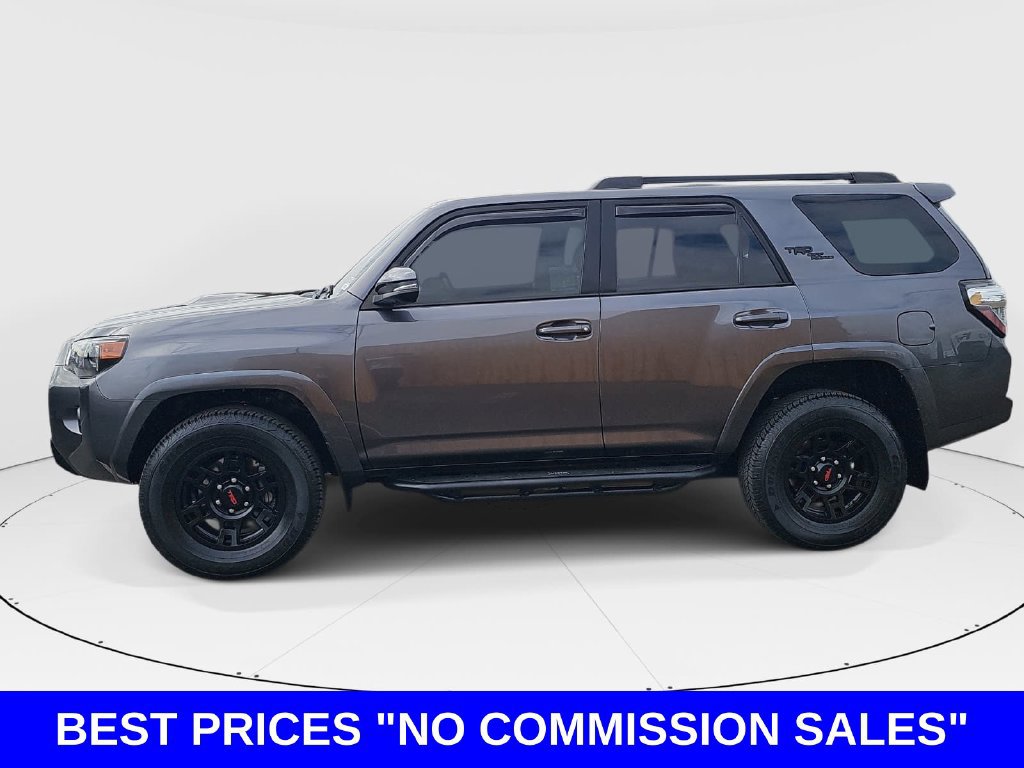 Used 2023 Toyota 4Runner TRD Off-Road Premium w/ Off Road Premium Plus Package AWD/4WD image 6