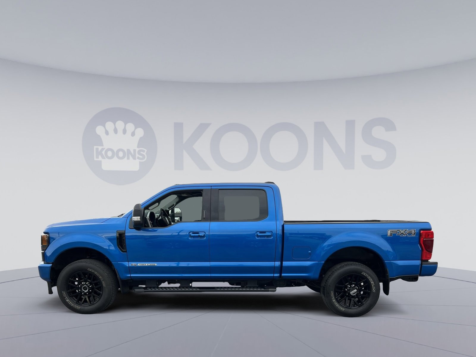 Used 2020 Ford F350 Lariat image 2