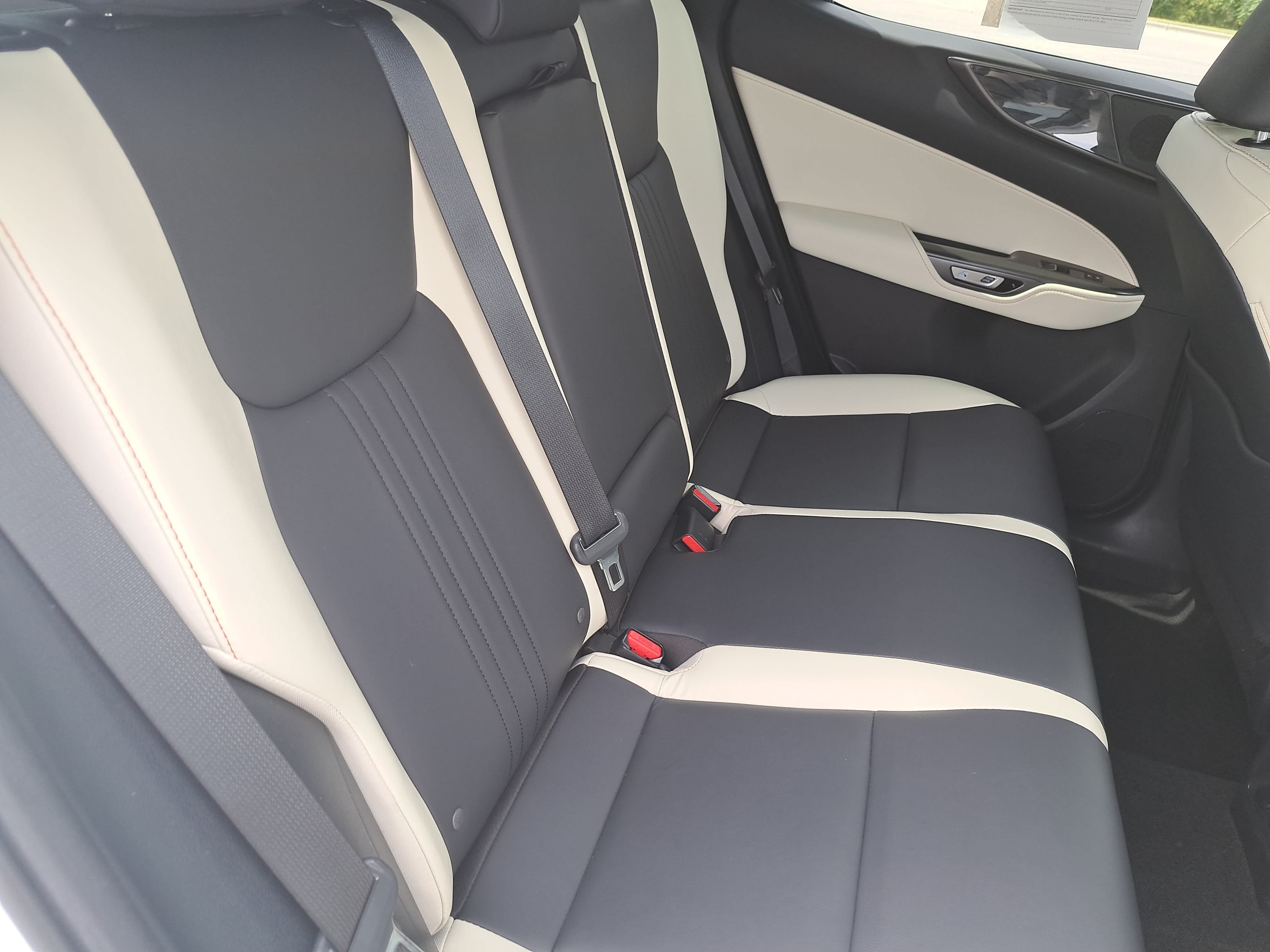 Used 2024 Lexus NX 250 FWD w/ Towing Package (2000 Lbs) image 12