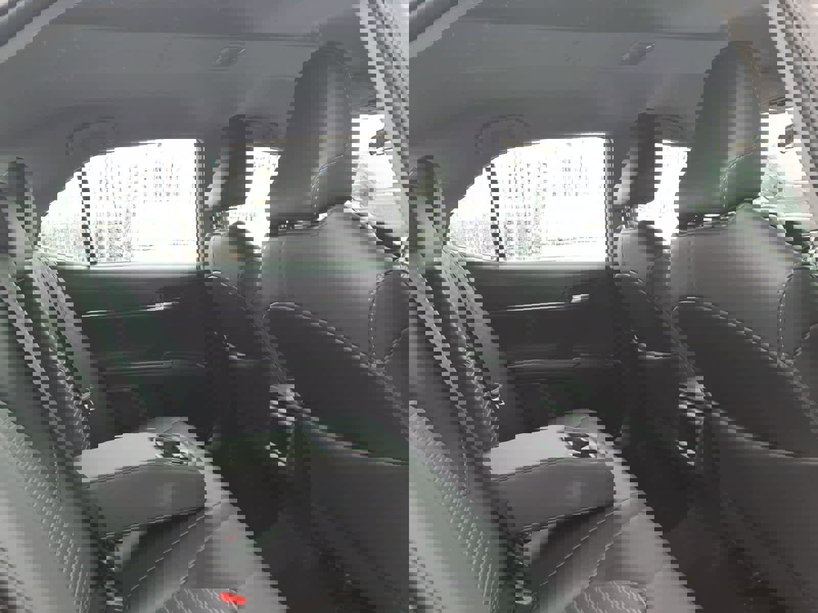 Used 2024 Toyota Camry SE FWD image 18