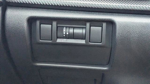 Certified 2024 Subaru Crosstrek 2.0i Premium image 16