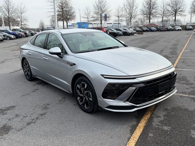 Used 2024 Hyundai Sonata SEL image 2