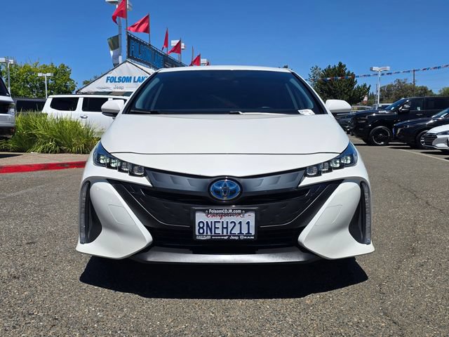 Used 2020 Toyota Prius Prime XLE FWD image 2