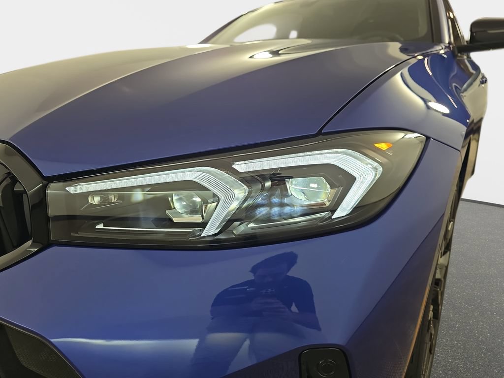New 2026 BMW 330i xDrive Sedan w/ M Sport Package AWD/4WD image 33