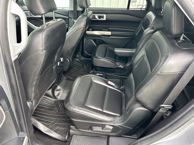 Used 2021 Ford Explorer XLT w/ Equipment Group 202A AWD/4WD image 41