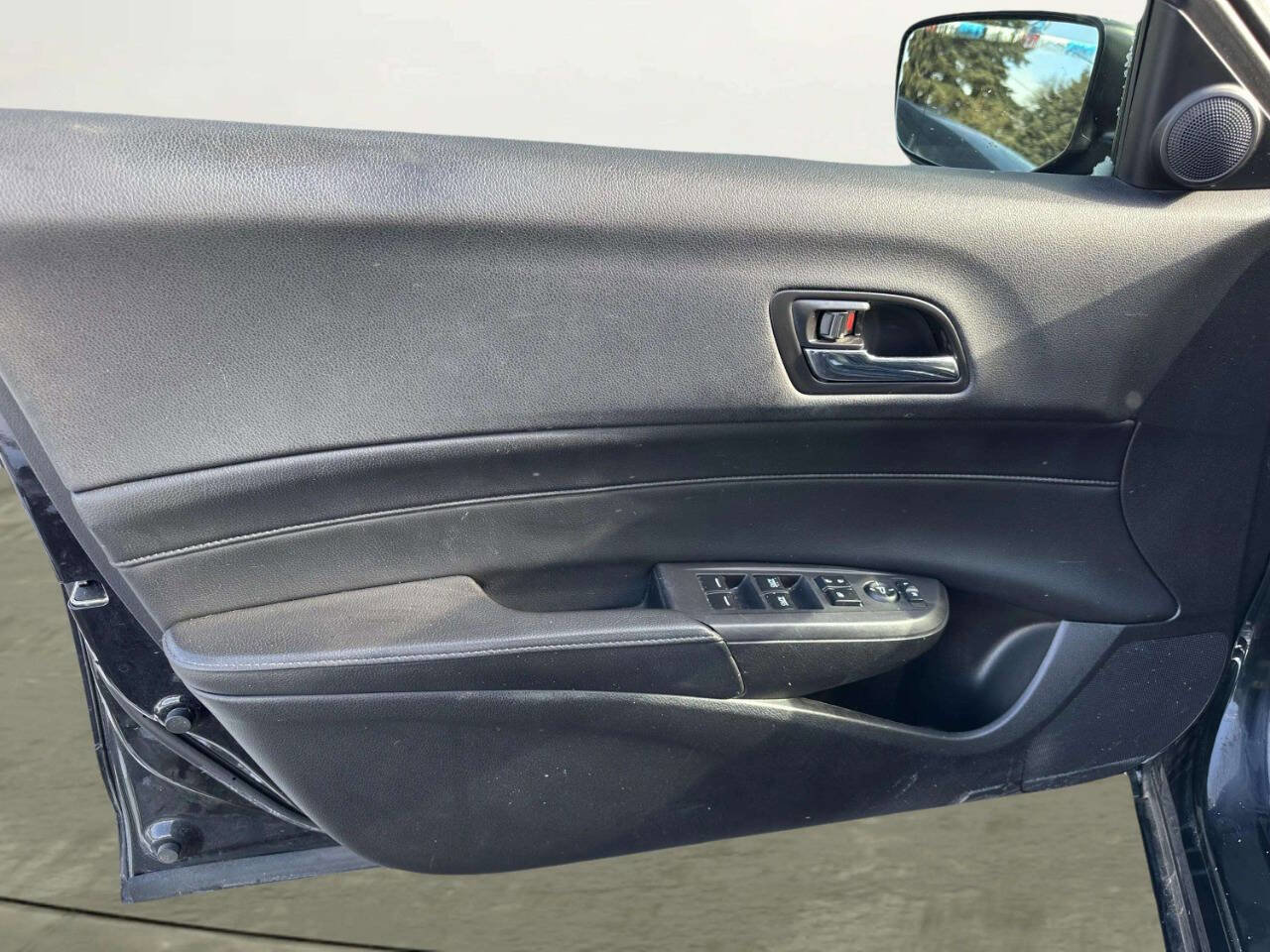 Used 2014 Acura ILX w/ Technology Package image 11