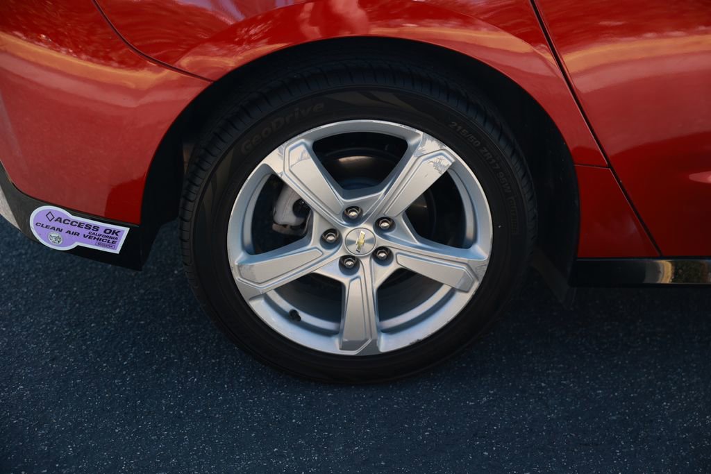 Used 2019 Chevrolet Volt LT image 9