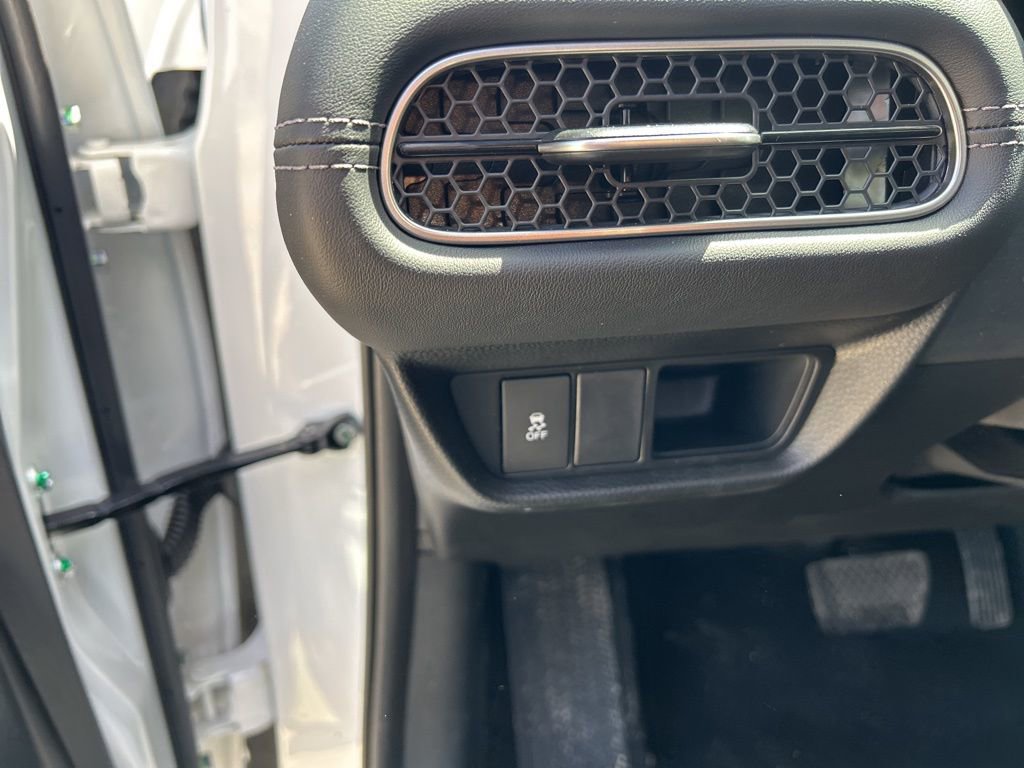 New 2026 Honda HR-V EX-L image 18