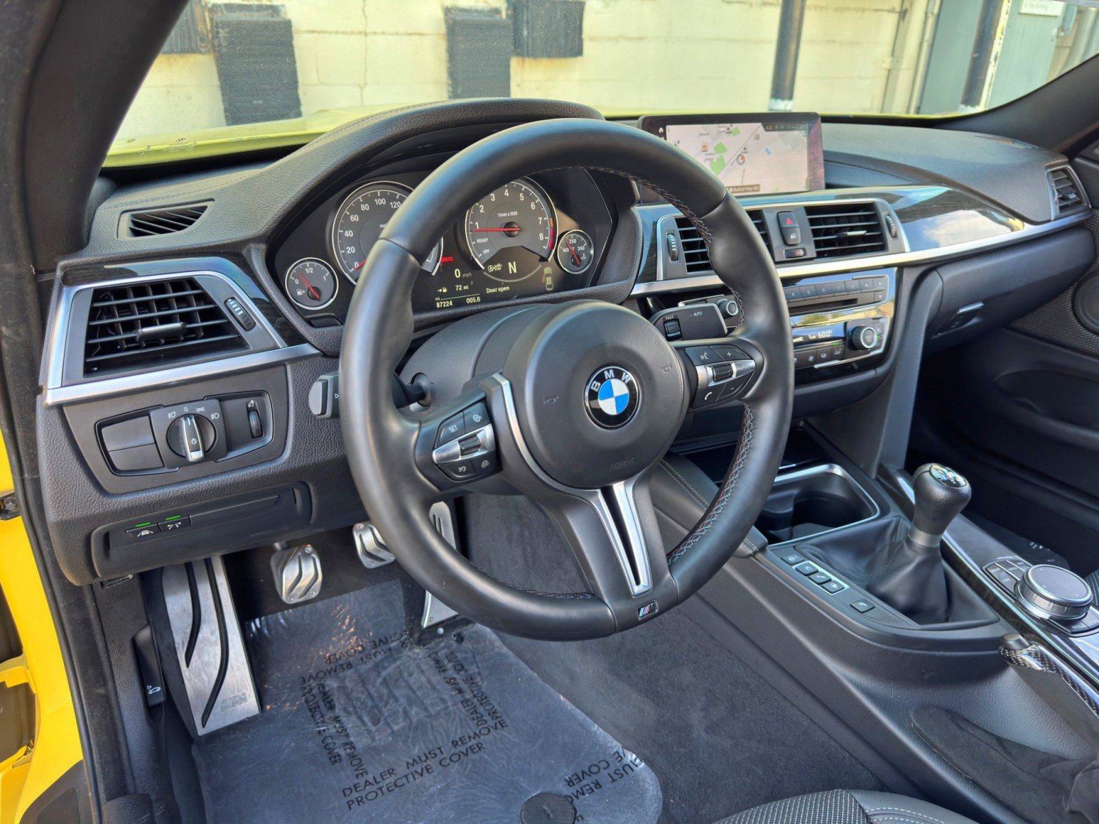 Used 2020 BMW M4 Coupe RWD image 15