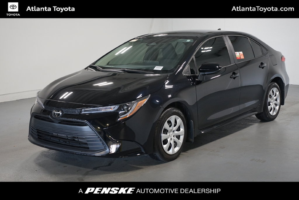 Certified 2025 Toyota Corolla LE FWD image 1