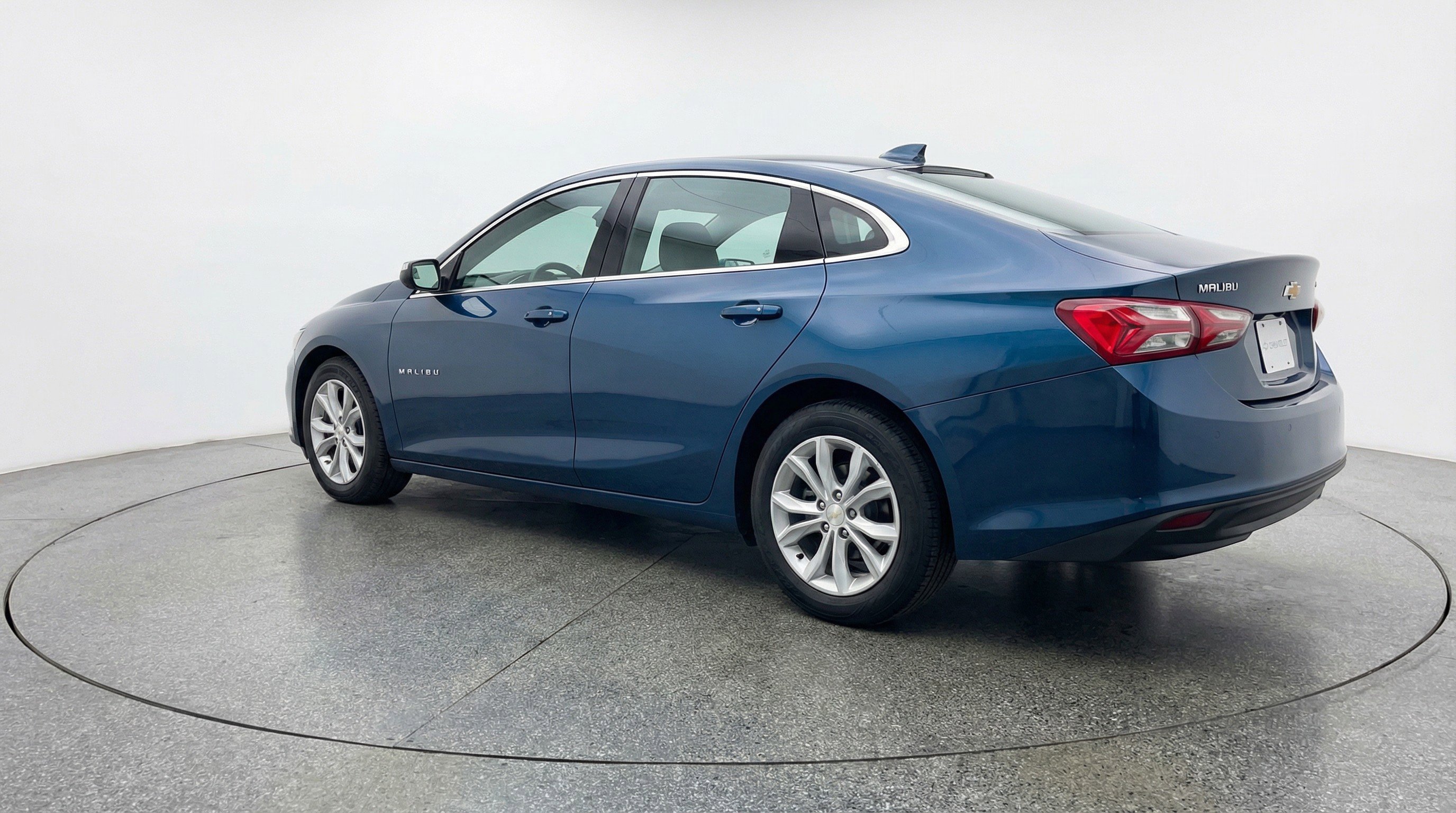 Used 2024 Chevrolet Malibu LT image 6