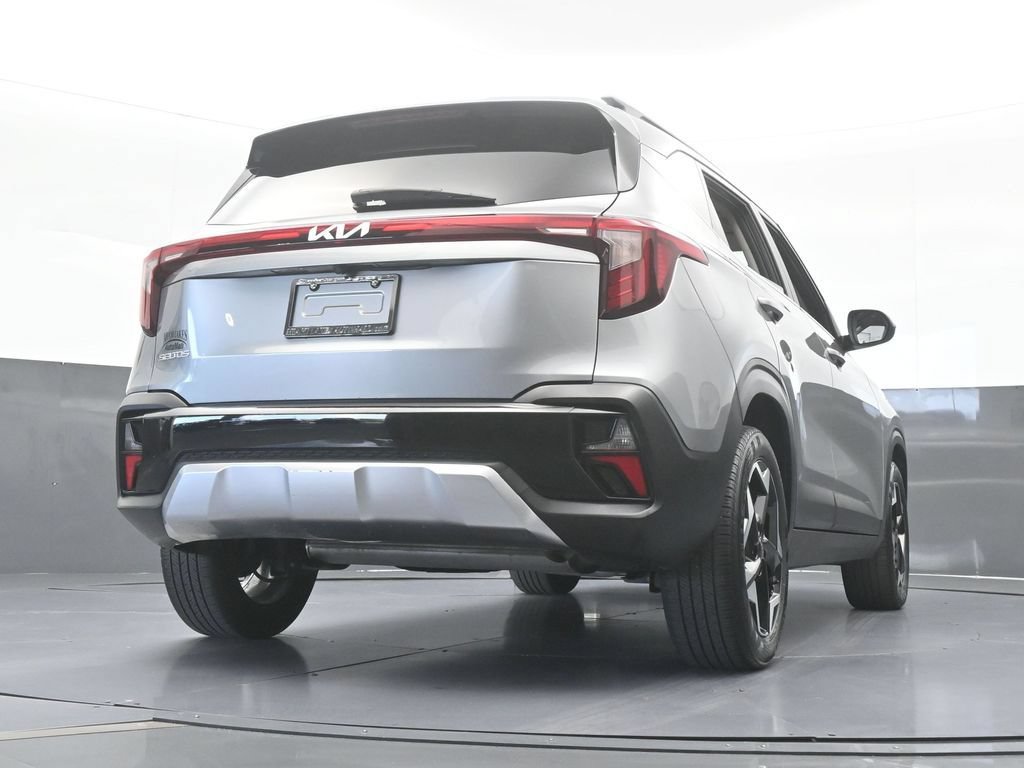 Used 2024 Kia Seltos EX FWD image 58