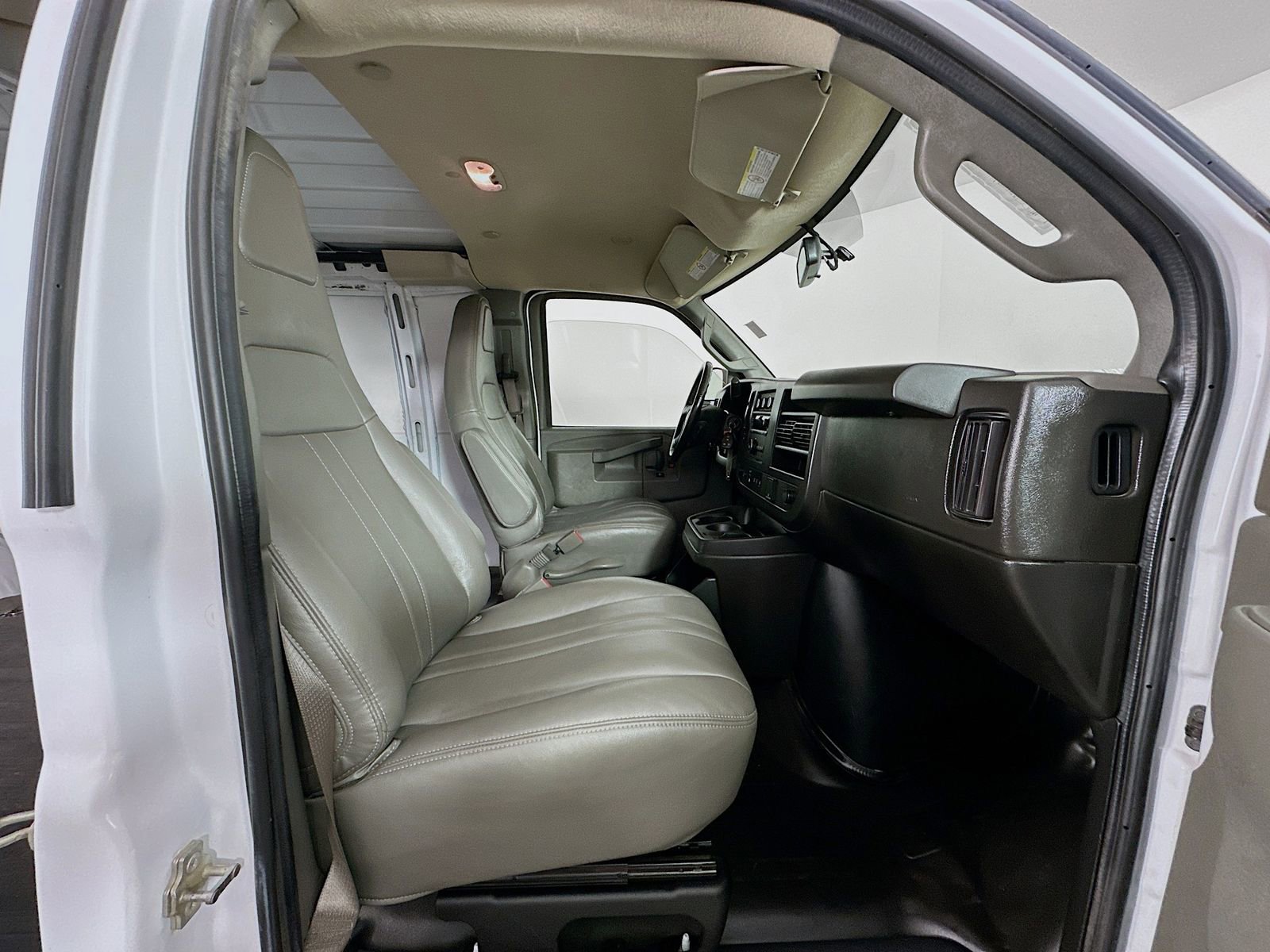 Used 2023 Chevrolet Express 2500 Extended w/ Driver Convenience Package image 25