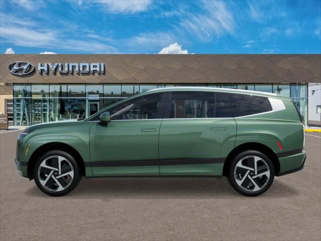New 2026 Hyundai Ioniq 9 Calligraphy w/ Tow & Go Package AWD/4WD image 3