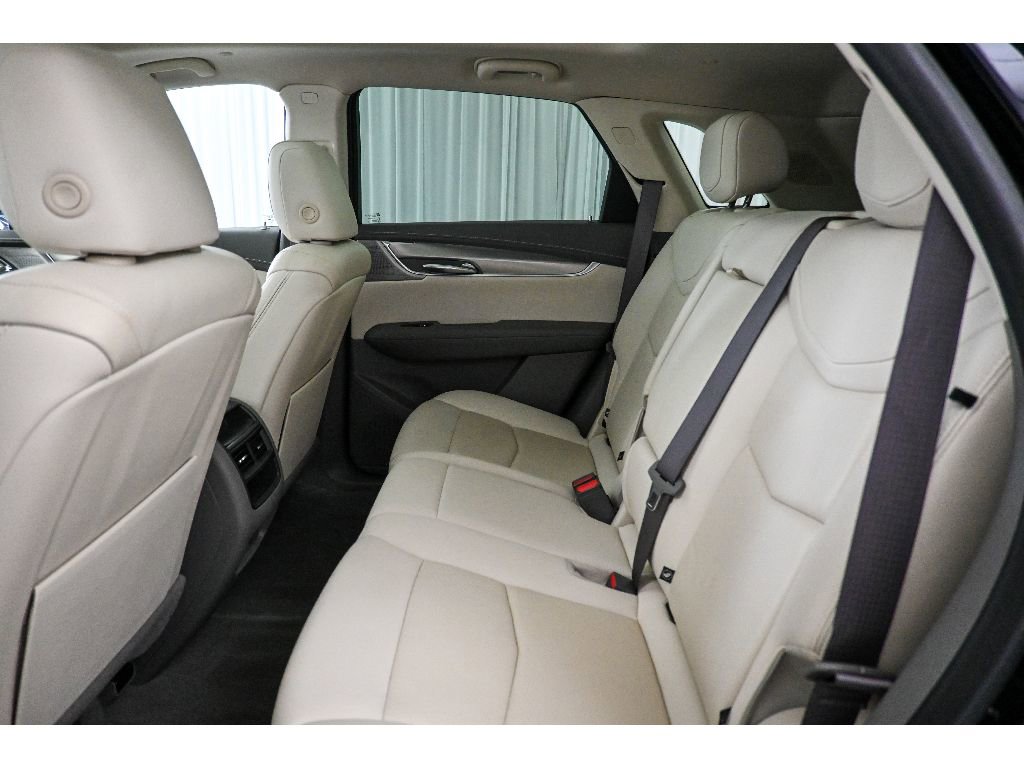 Certified 2021 Cadillac XT5 Premium Luxury image 26