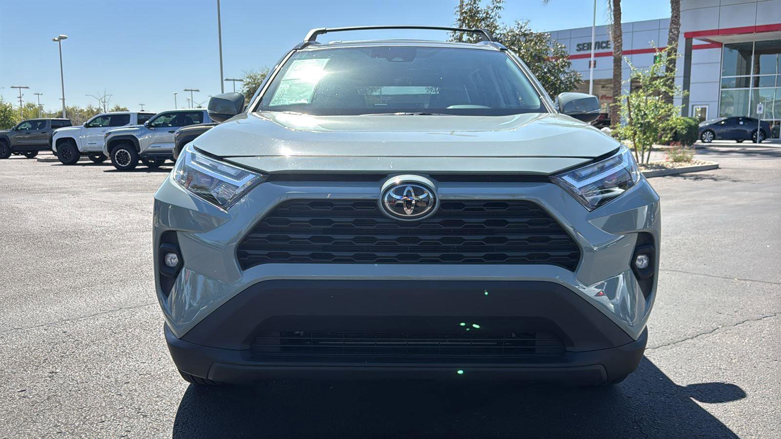Used 2023 Toyota RAV4 XLE Premium image 2