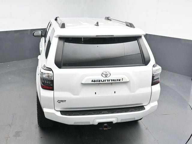 Used 2022 Toyota 4Runner SR5 AWD/4WD image 24