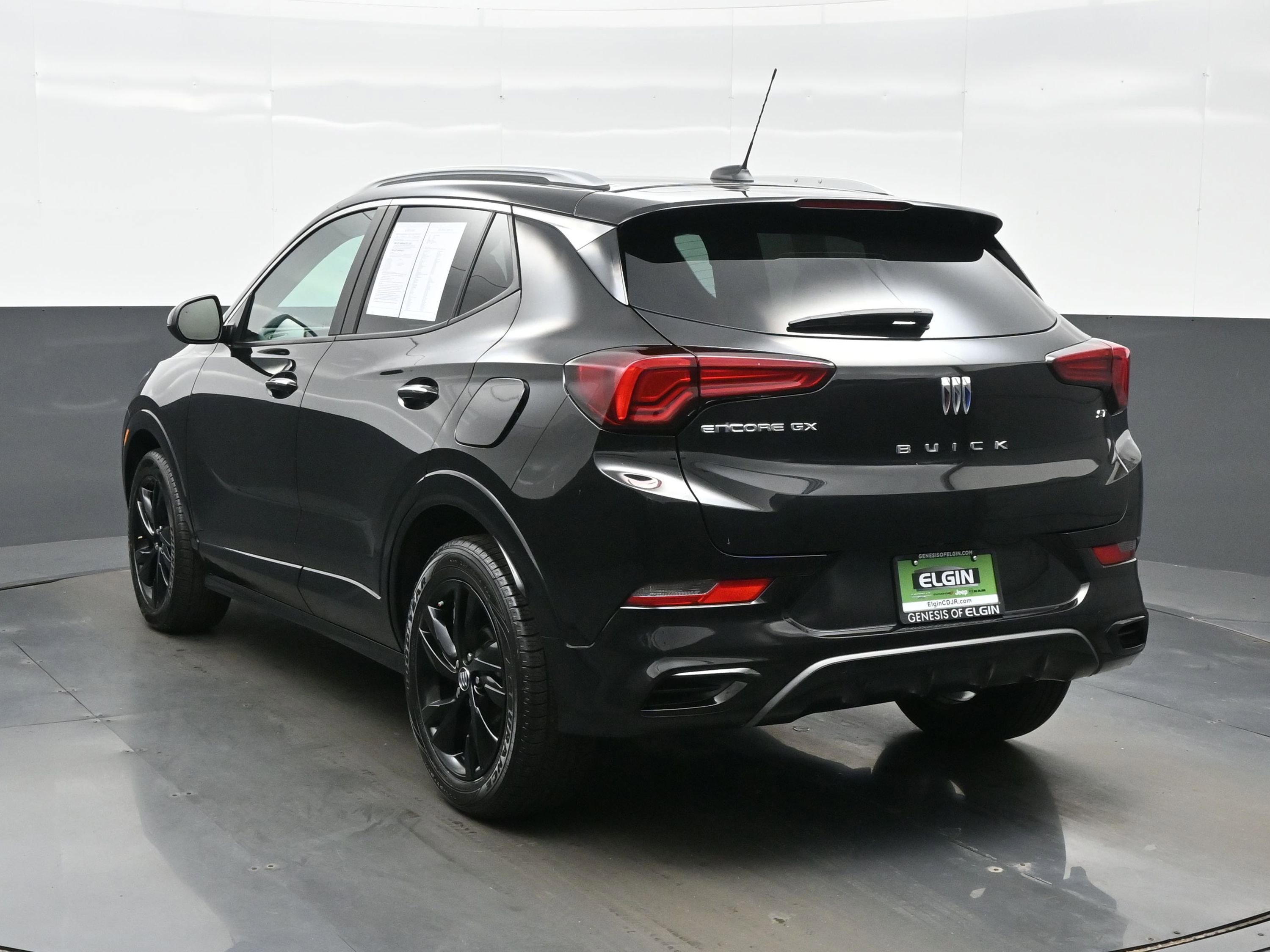 Used 2024 Buick Encore GX Sport Touring FWD image 4
