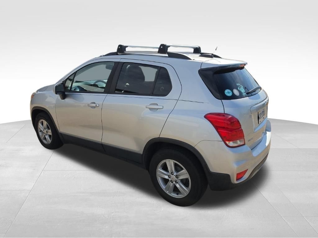 Used 2021 Chevrolet Trax LT FWD image 9