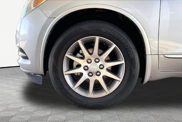 Used 2015 Buick Enclave Leather FWD image 23