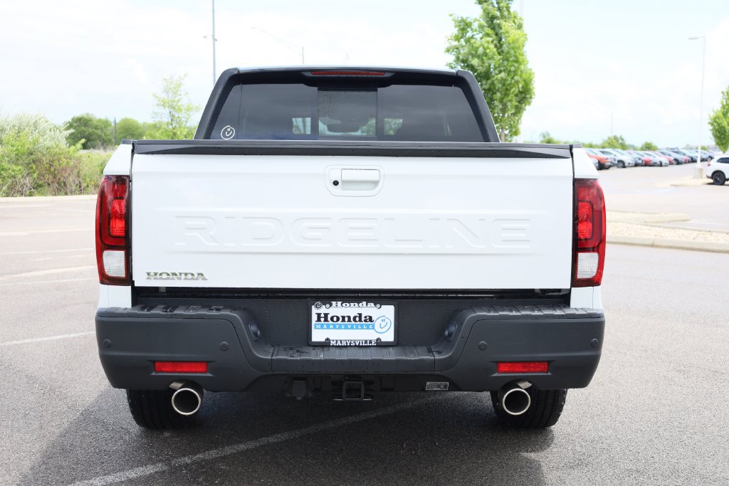 New 2026 Honda Ridgeline Black Edition image 5