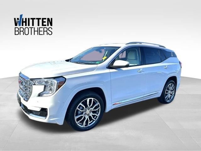 Used 2024 GMC Terrain Denali w/ Denali Premium Package
