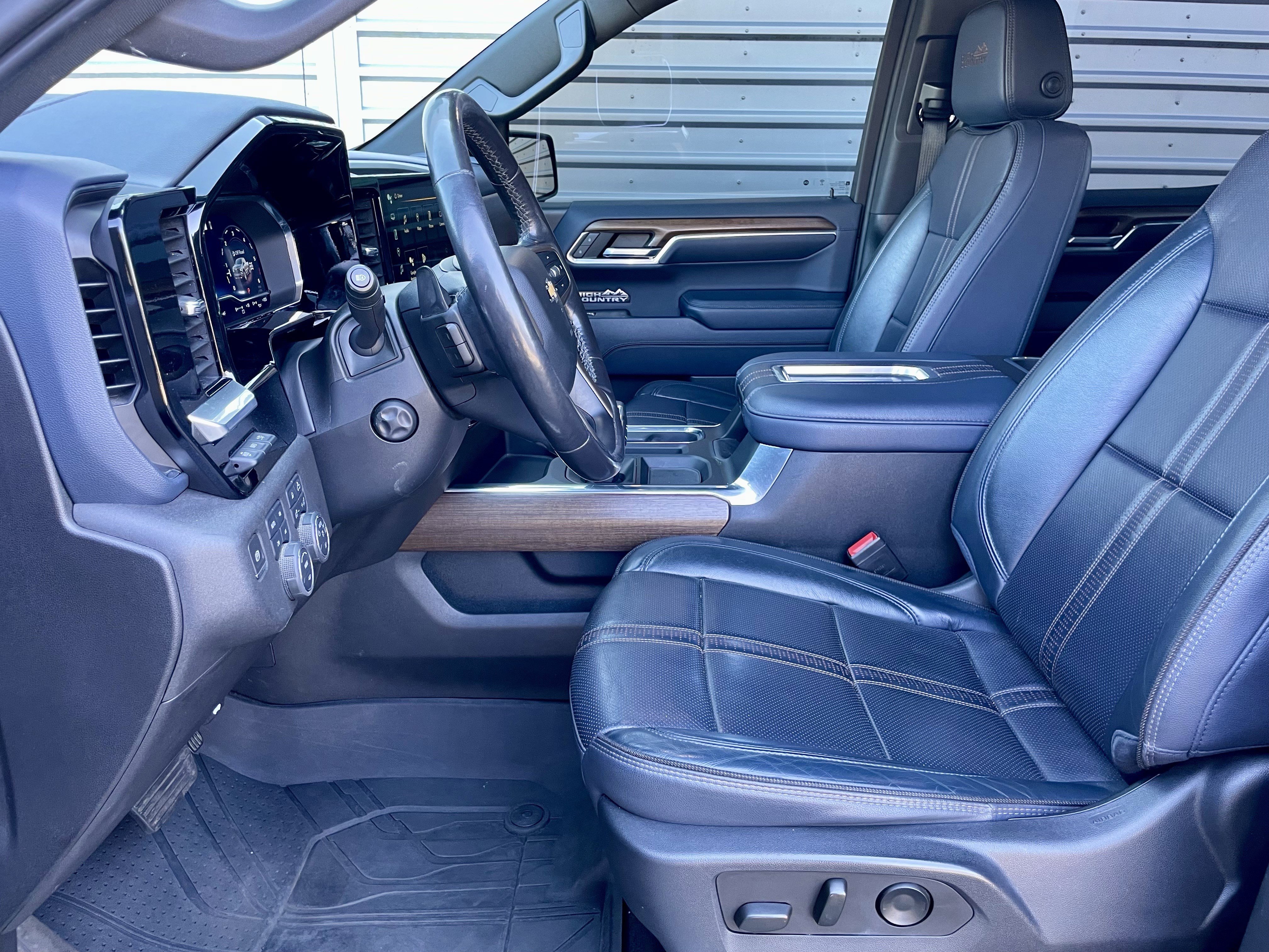 Used 2022 Chevrolet Silverado 1500 High Country w/ High Country Premium Package image 14