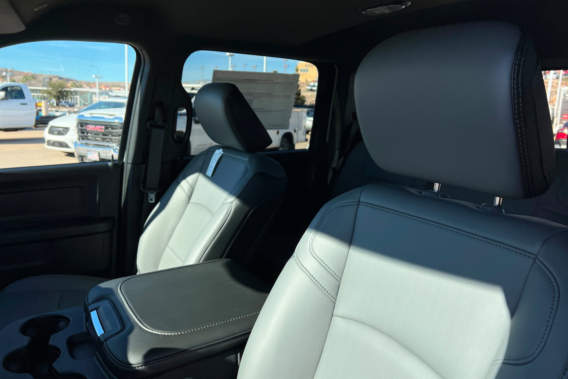 New 2026 RAM 3500 Tradesman AWD/4WD image 16