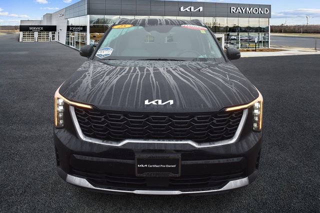 Used 2025 Kia Sorento S image 9