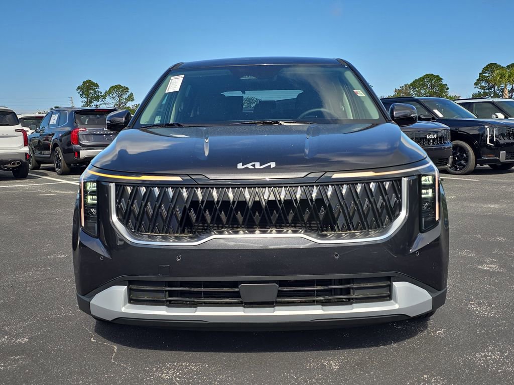 New 2026 Kia Carnival image 3