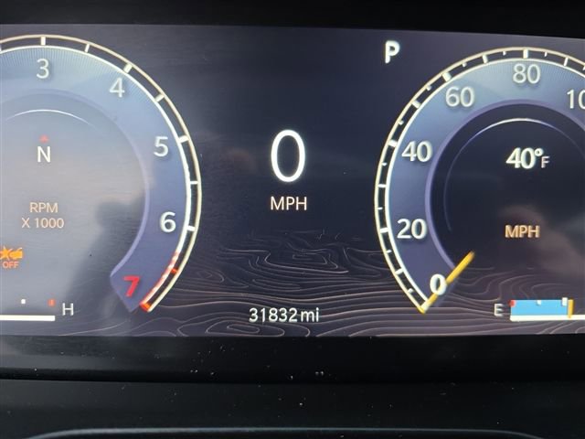 Used 2023 Jeep Grand Cherokee Limited image 14