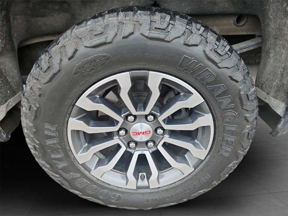 Used 2021 GMC Sierra 1500 AT4 image 32