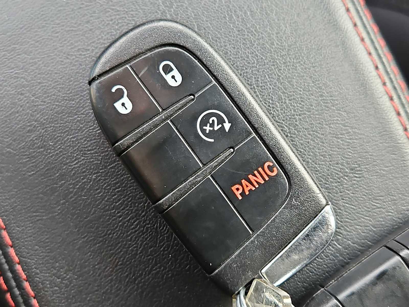 Used 2018 Jeep Renegade Trailhawk w/ Cold Weather Group II image 34