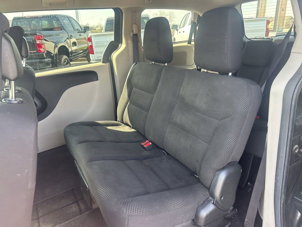 Used 2020 Dodge Grand Caravan SE w/ UConnect Hands-Free Group image 21