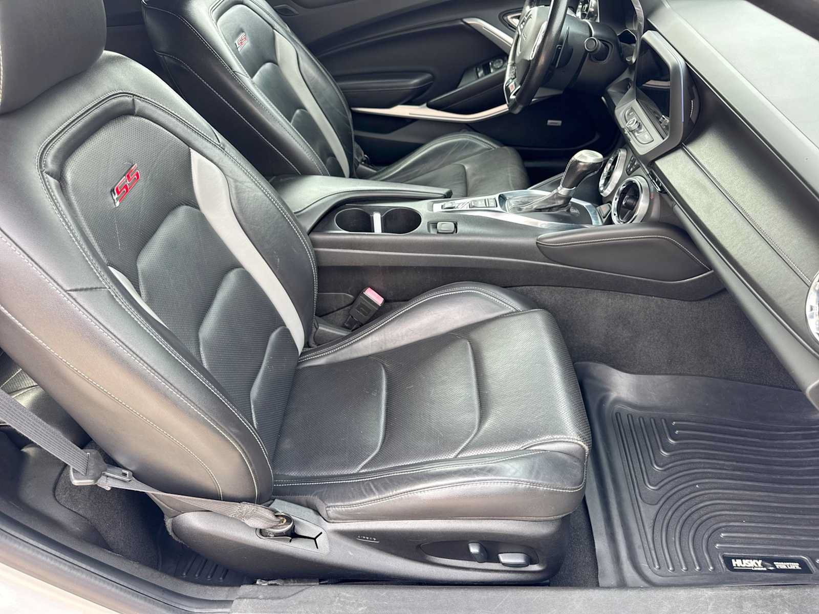 Used 2019 Chevrolet Camaro SS RWD image 19