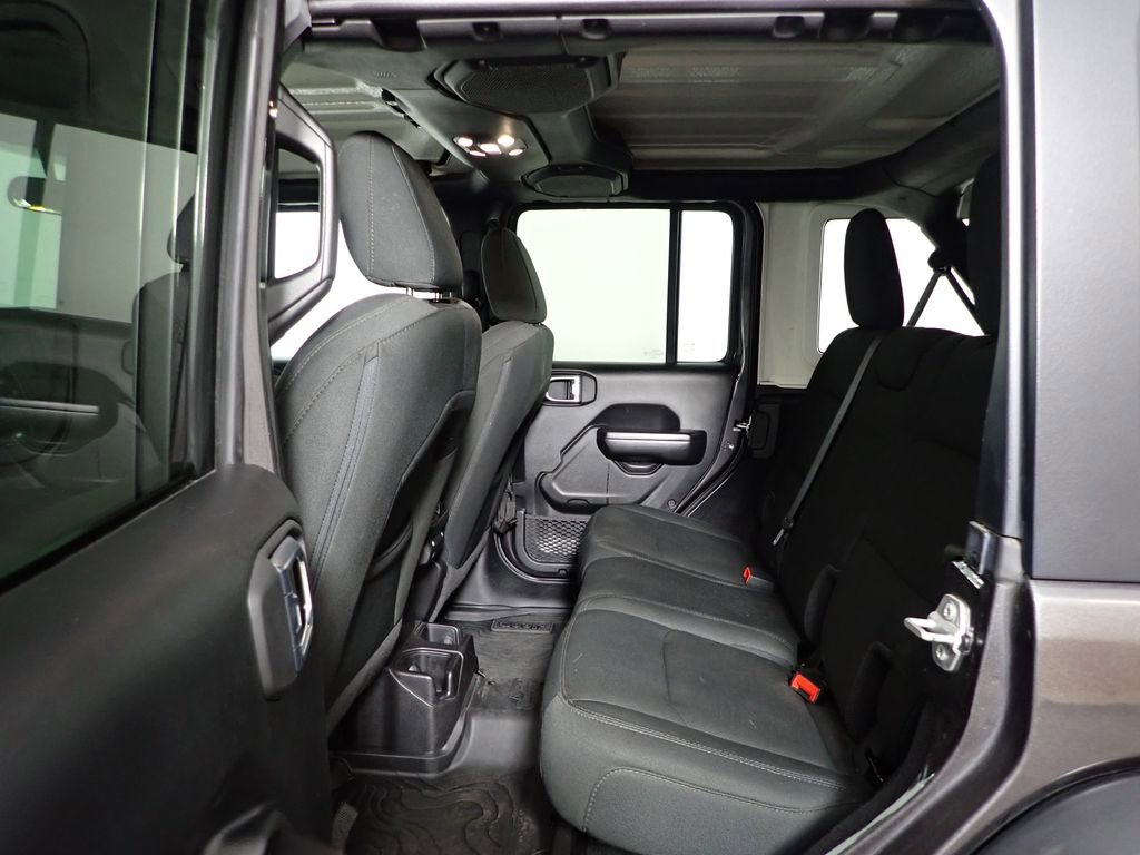 Used 2021 Jeep Wrangler Unlimited Sport image 34