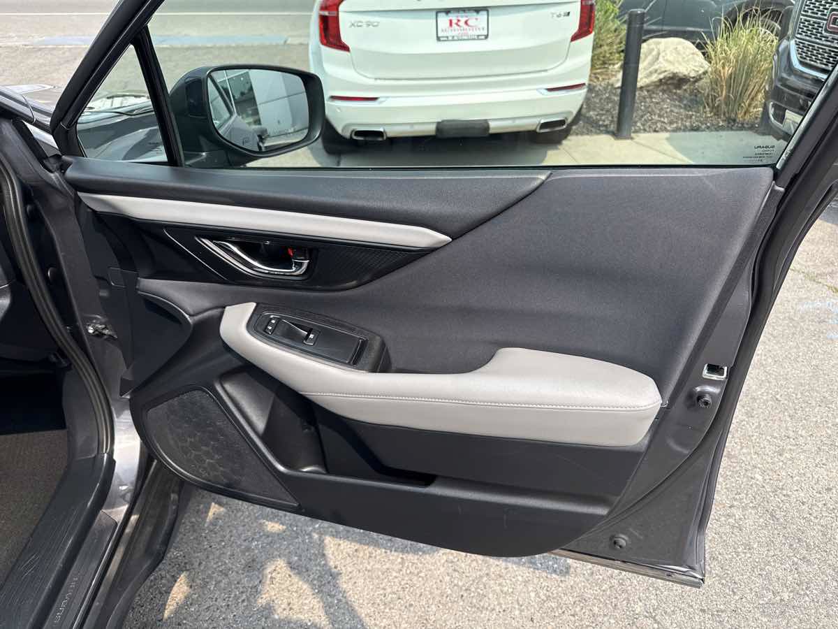 Used 2022 Subaru Outback Premium AWD/4WD image 20