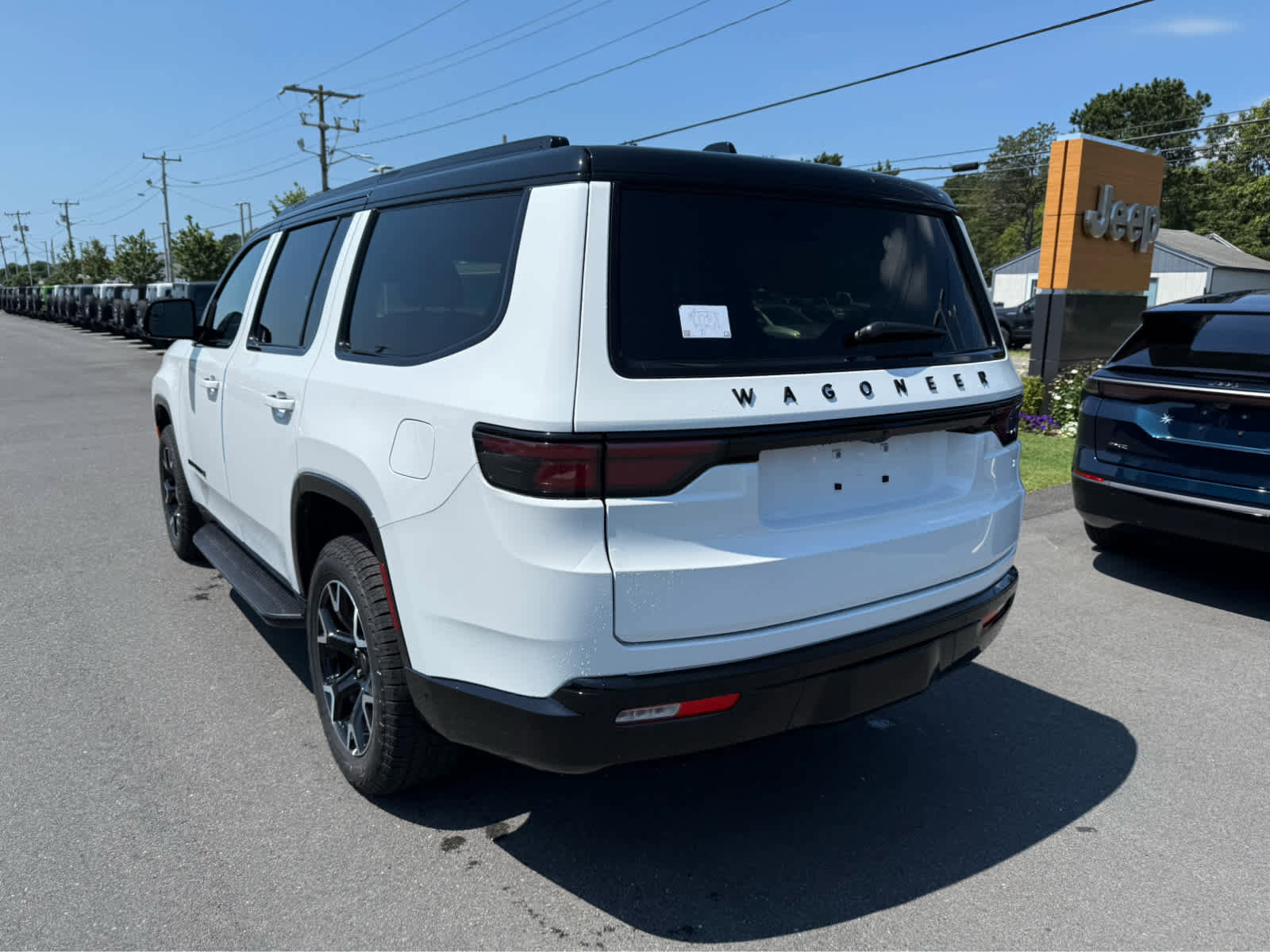 New 2025 Jeep Wagoneer Series II image 5
