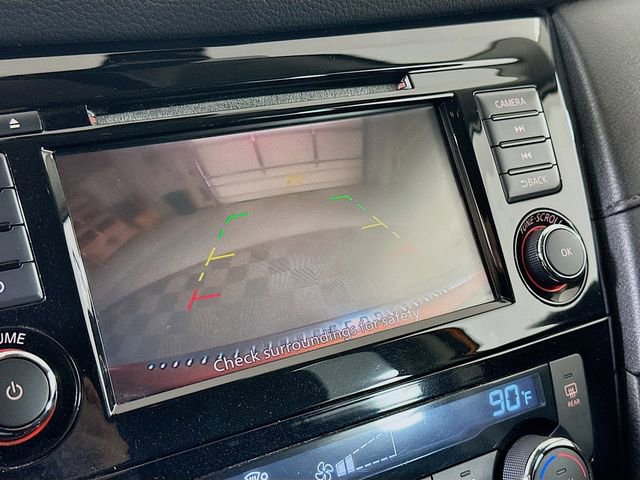 Certified 2019 Nissan Rogue SV image 15