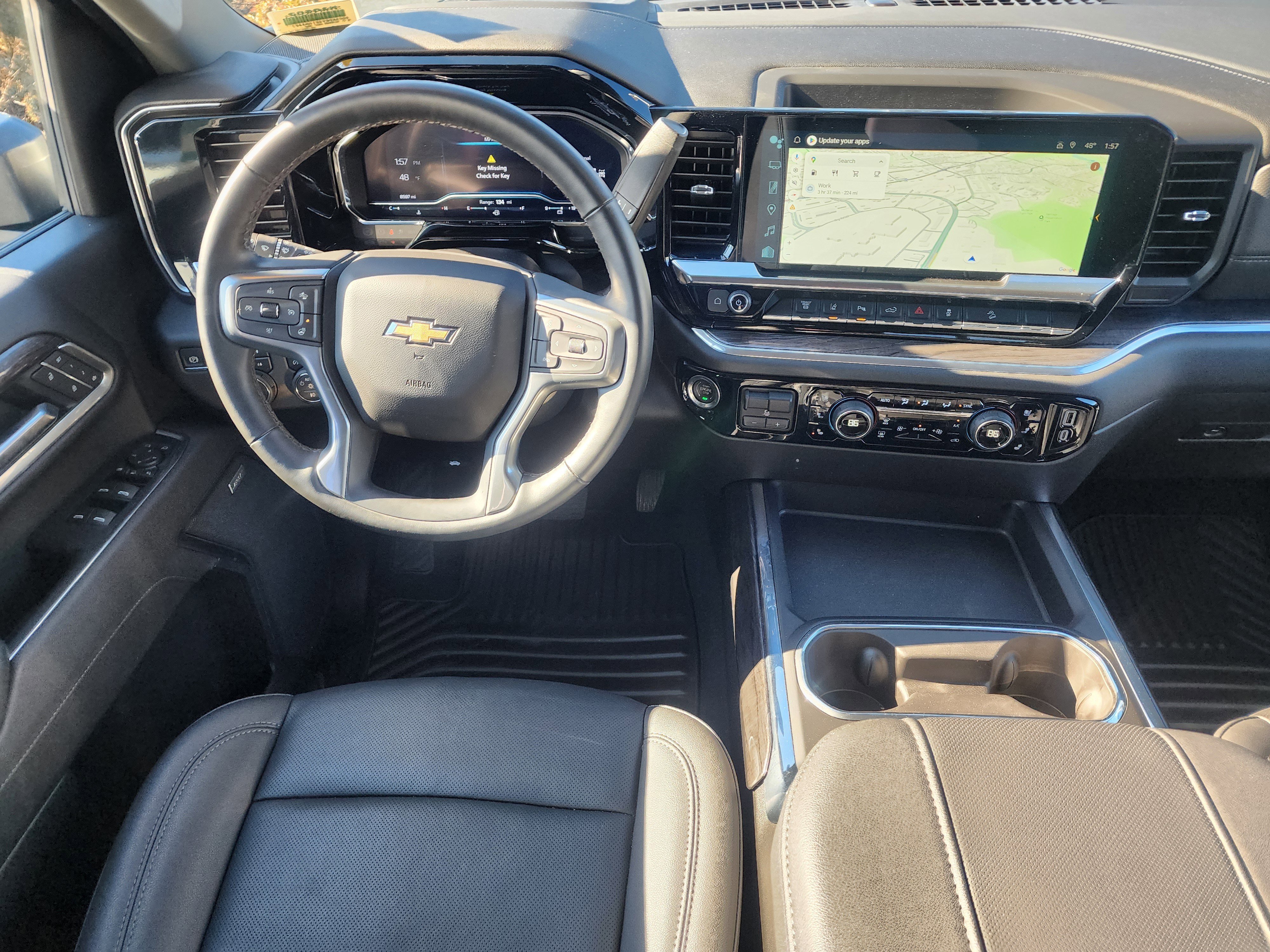 Used 2025 Chevrolet Silverado 2500 LTZ w/ LTZ Convenience Package image 13