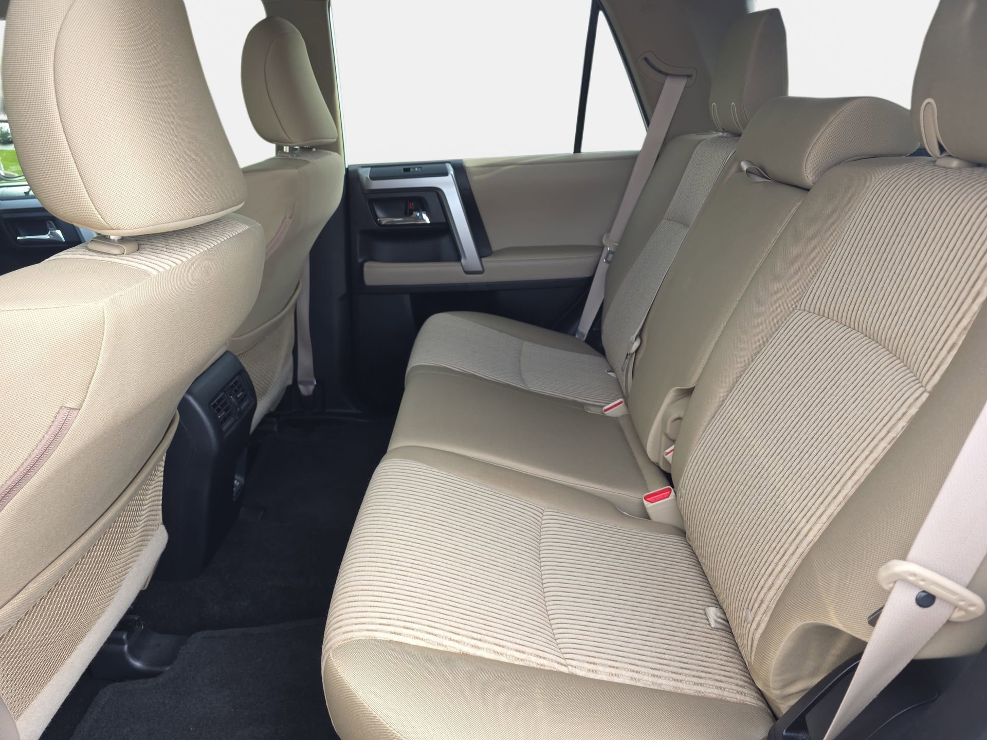 Used 2022 Toyota 4Runner SR5 RWD image 13