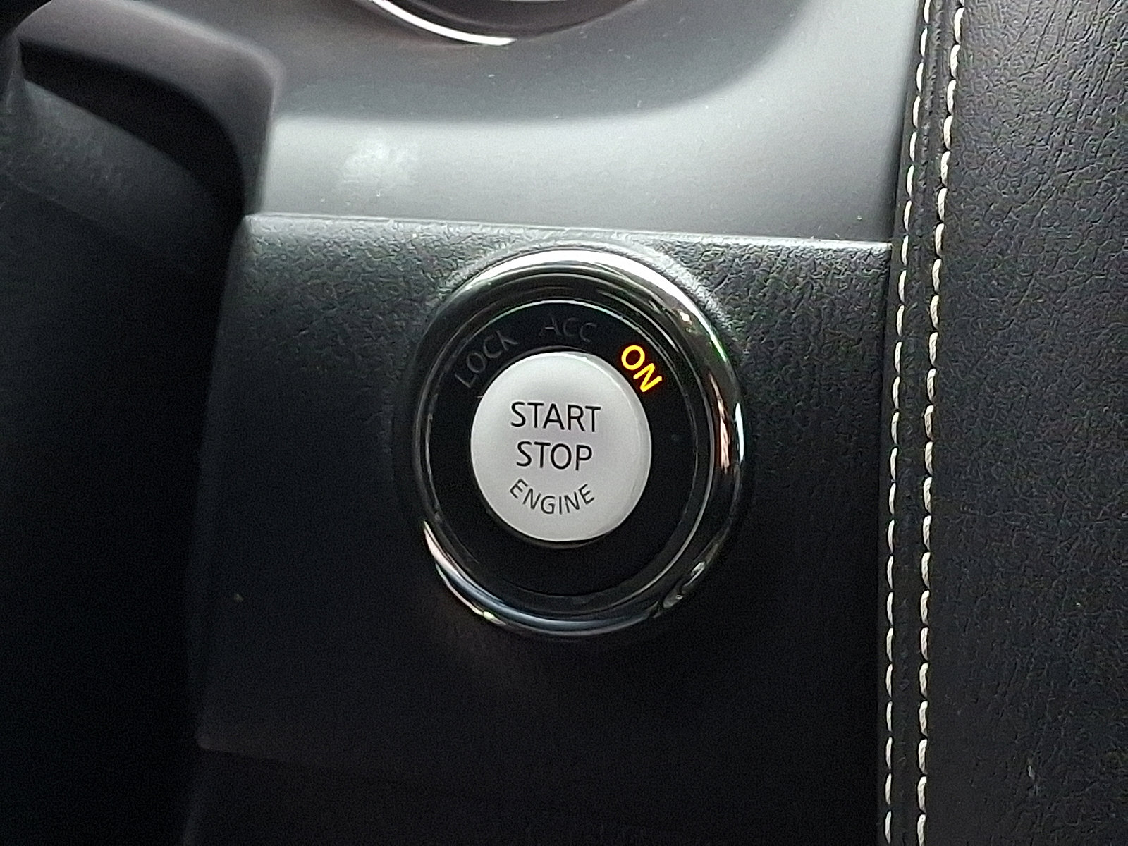 Used 2021 INFINITI QX80 Premium Select w/ All-Season Package image 28