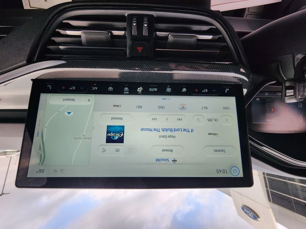 New 2026 Ford Escape ST-Line w/ Tech Pack #1 image 18