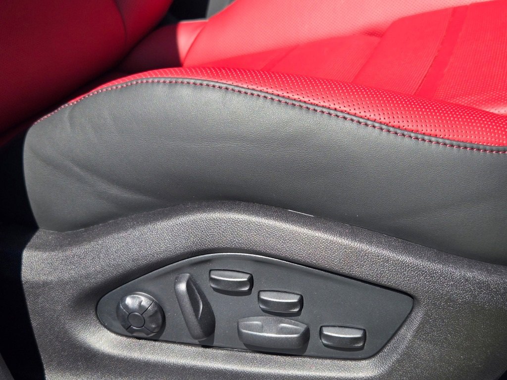 New 2026 Porsche Cayenne GTS image 37