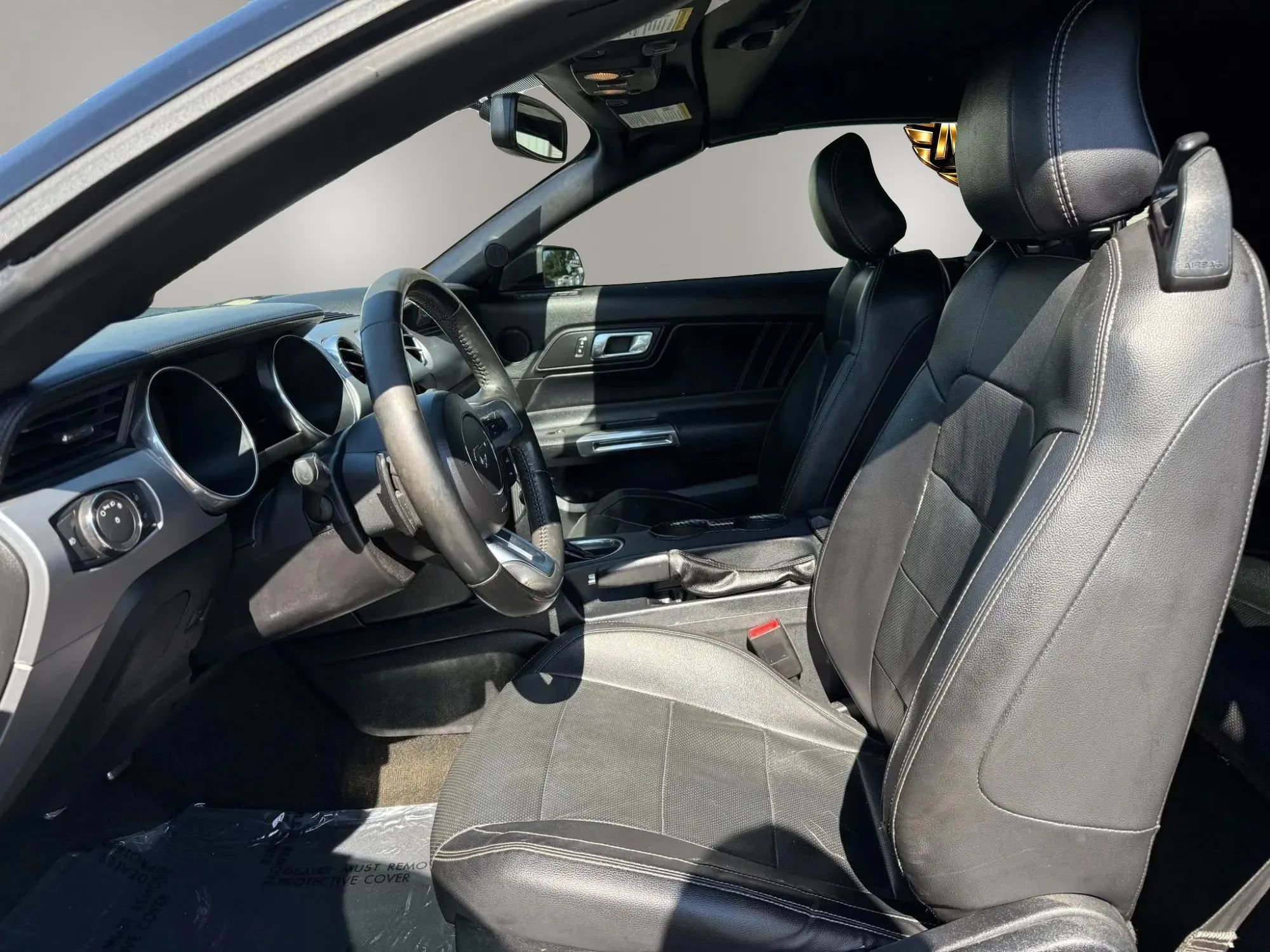 Used 2018 Ford Mustang Premium RWD image 2