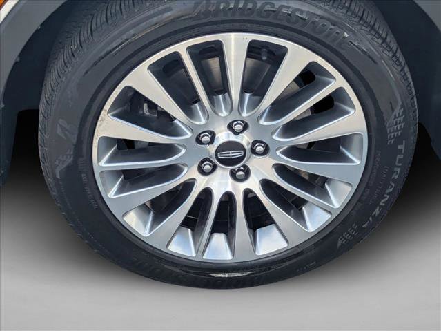 Used 2017 Lincoln MKC Reserve FWD image 24