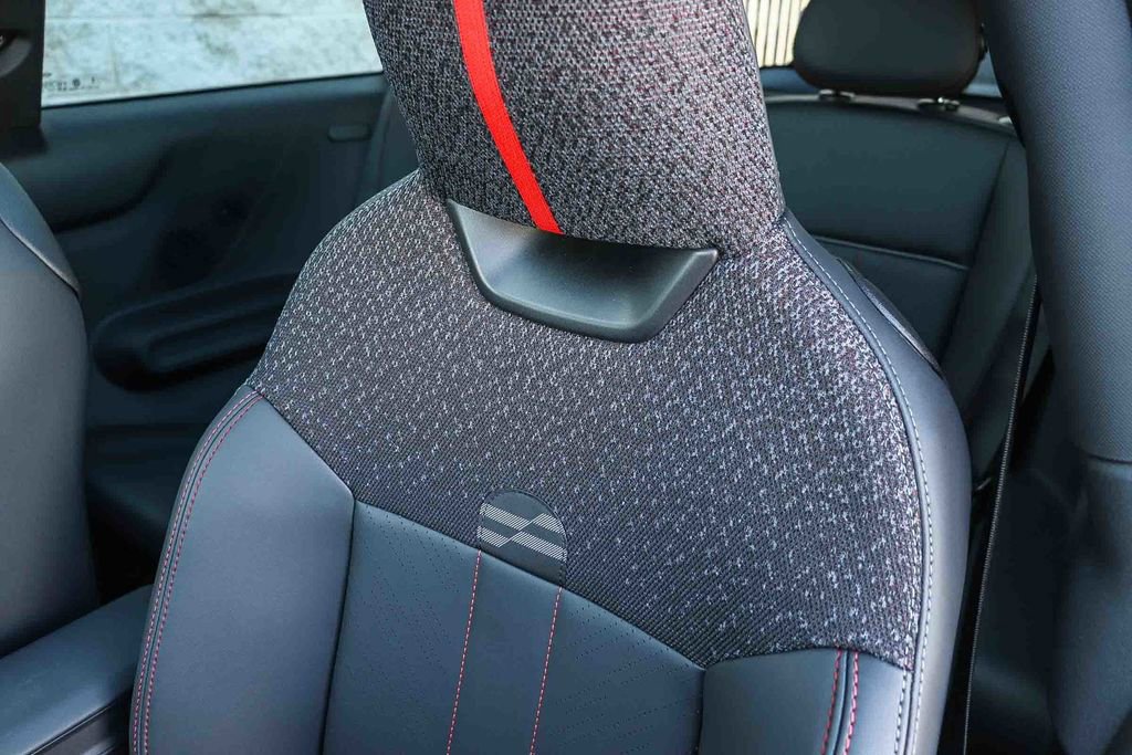 Used 2025 MINI Cooper John Cooper Works image 37