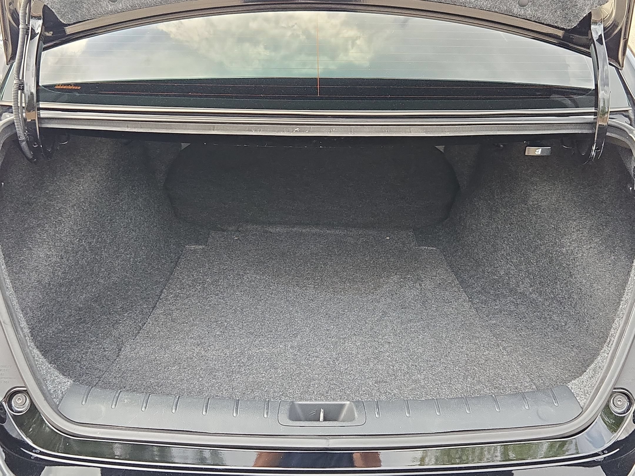 Used 2017 Honda Accord EX image 24