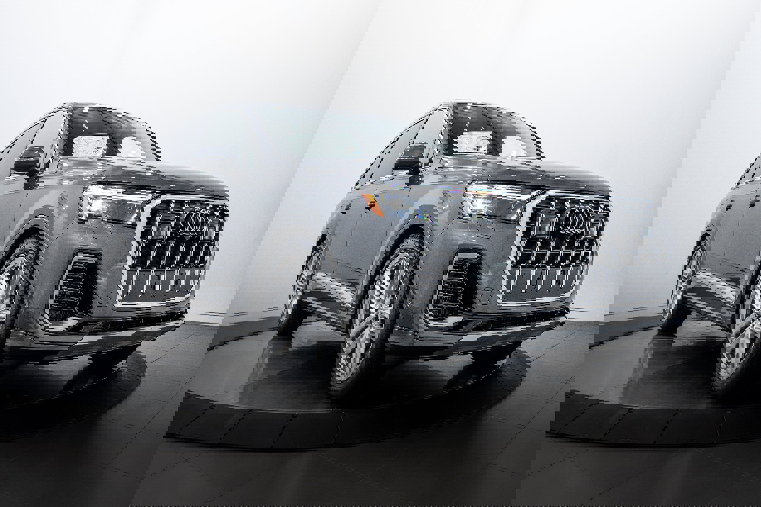 New 2025 Audi Q7 3.0T Premium Plus
